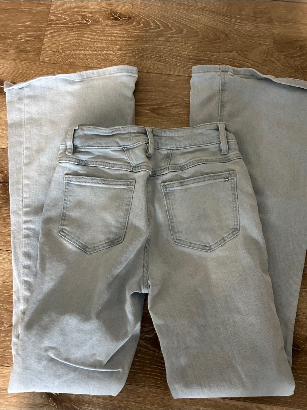 Light Wash Flare Jeans for Women — Classic Mid-Rise